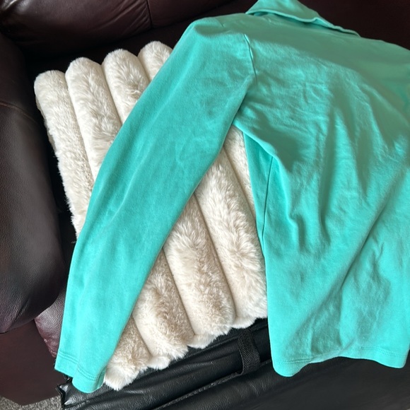 LL Bean Shirt- Gracier Teal color Med Petite - Picture 3 of 6